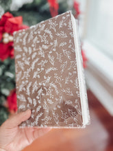 Load image into Gallery viewer, Faded Chronicle X CatspressoCo - JD150F - A5 Chronicle Planner - White-Print Floral Clear Cover