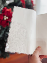 Load image into Gallery viewer, Faded Chronicle X CatspressoCo - JD150F - A5 Chronicle Planner - White-Print Floral Clear Cover